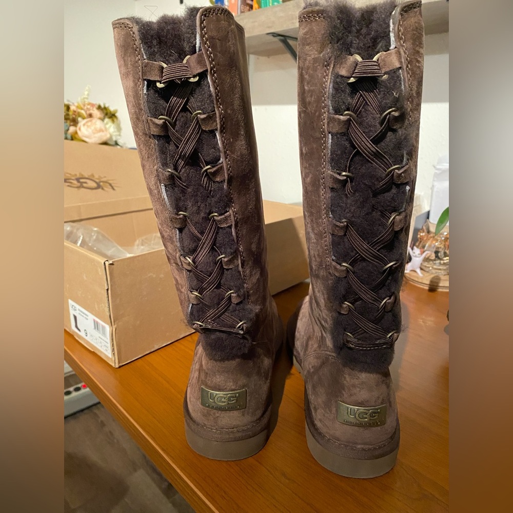 UGG  Espresso Roseberry Boots 5734